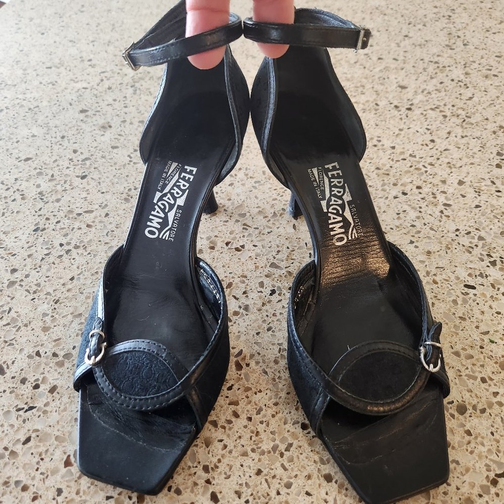 Vintage Strappy Black Heels- Salvatore Ferragamo 9 1/2 2A